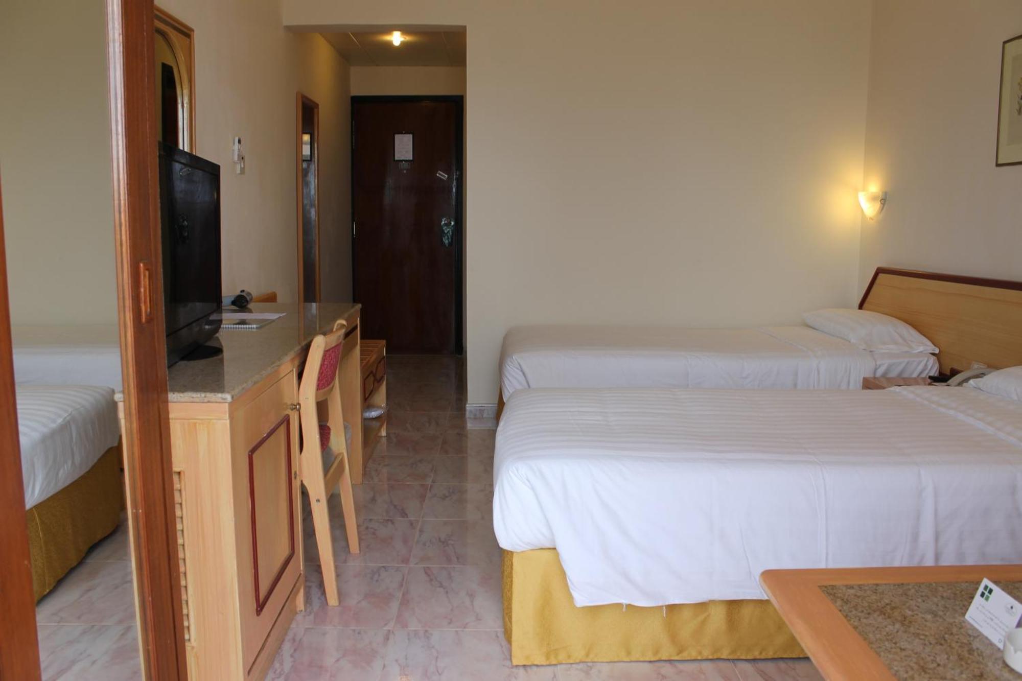 Resort Sur Beach Holiday Room photo